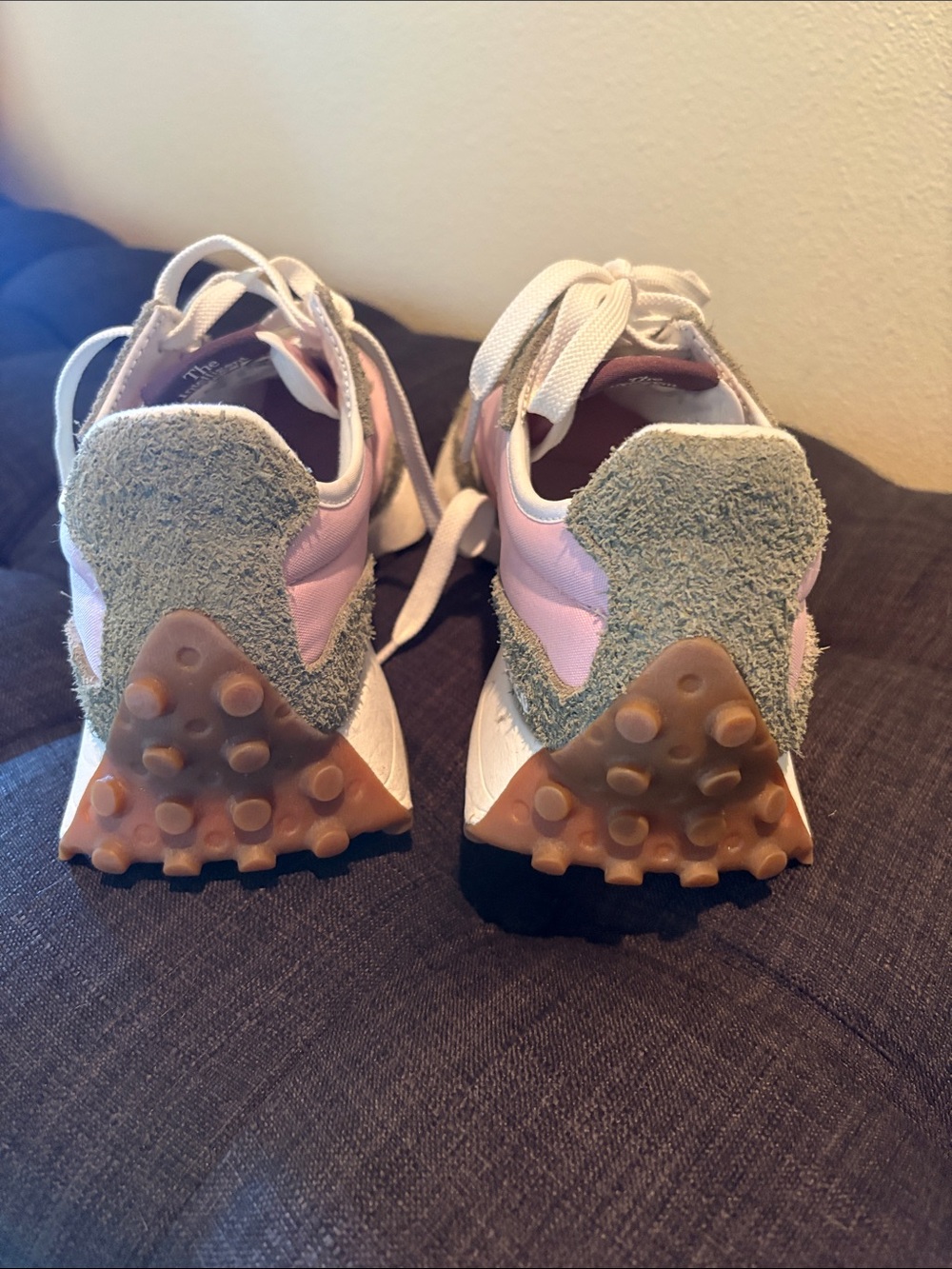 New Balance 327 - Picture 4 of 6